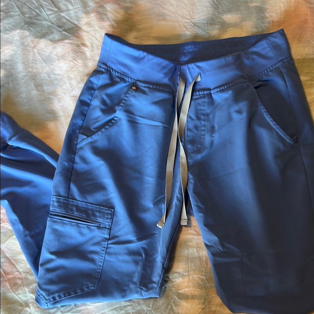 Ceil blue figs Zamora